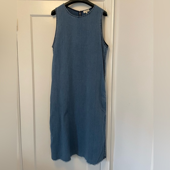 Wilfred Dresses & Skirts - Wilfred Denim Shift Dress in Light Blue